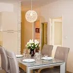 Exclusive Center Daire *