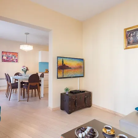 Apartamento Exclusive Center