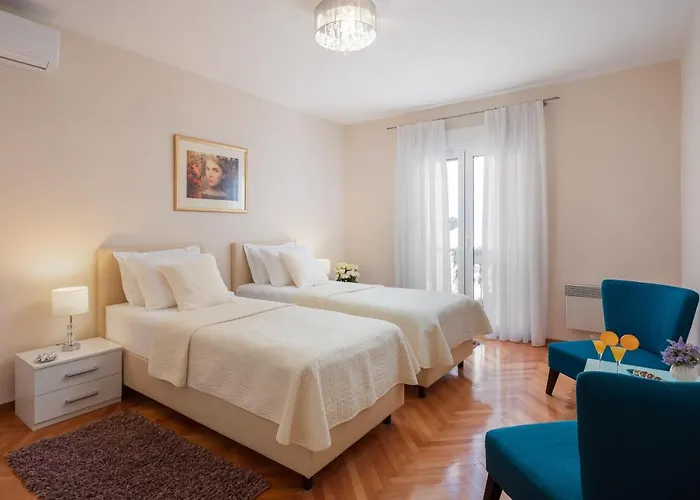 Apartment Exclusive Center