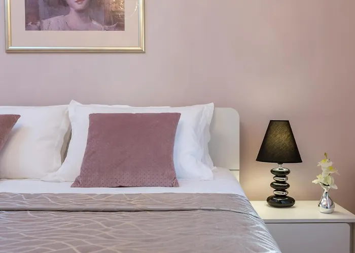 Exclusive Center Zara